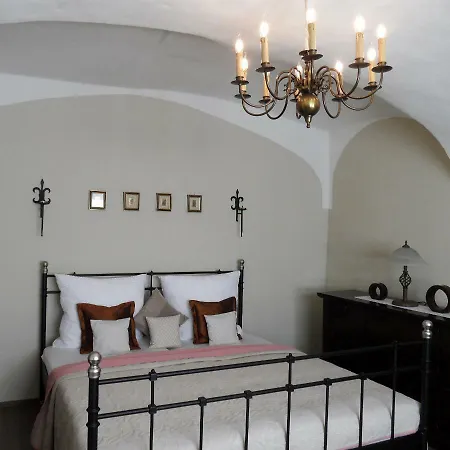 Herrenhaus Kunzwerda Bei - Aparthotel, Boardinghouse, Wohnen Auf Zeit 3* Torgau